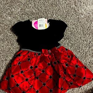 Brand new girls 2T holiday dress.